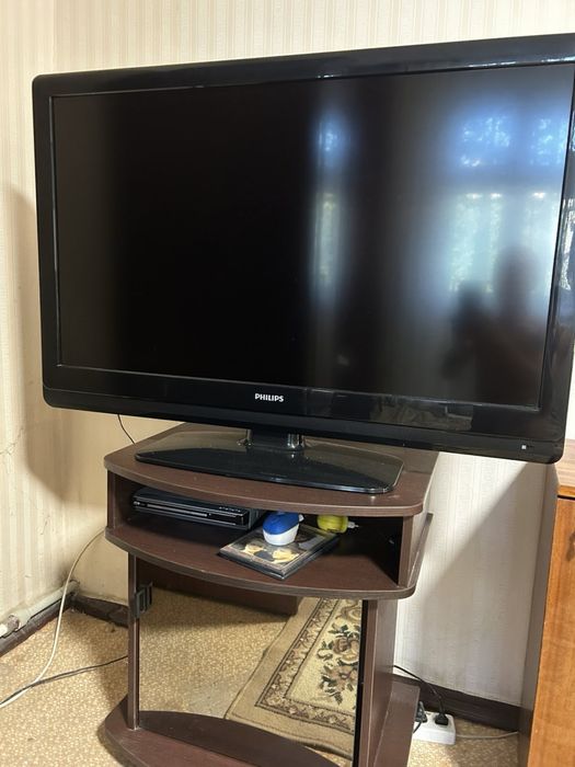 Продам телевизор Philips