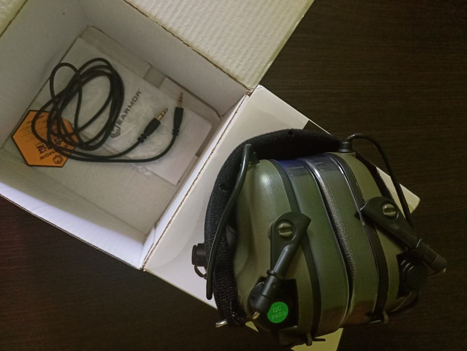 Навушники тактичні М31 нові