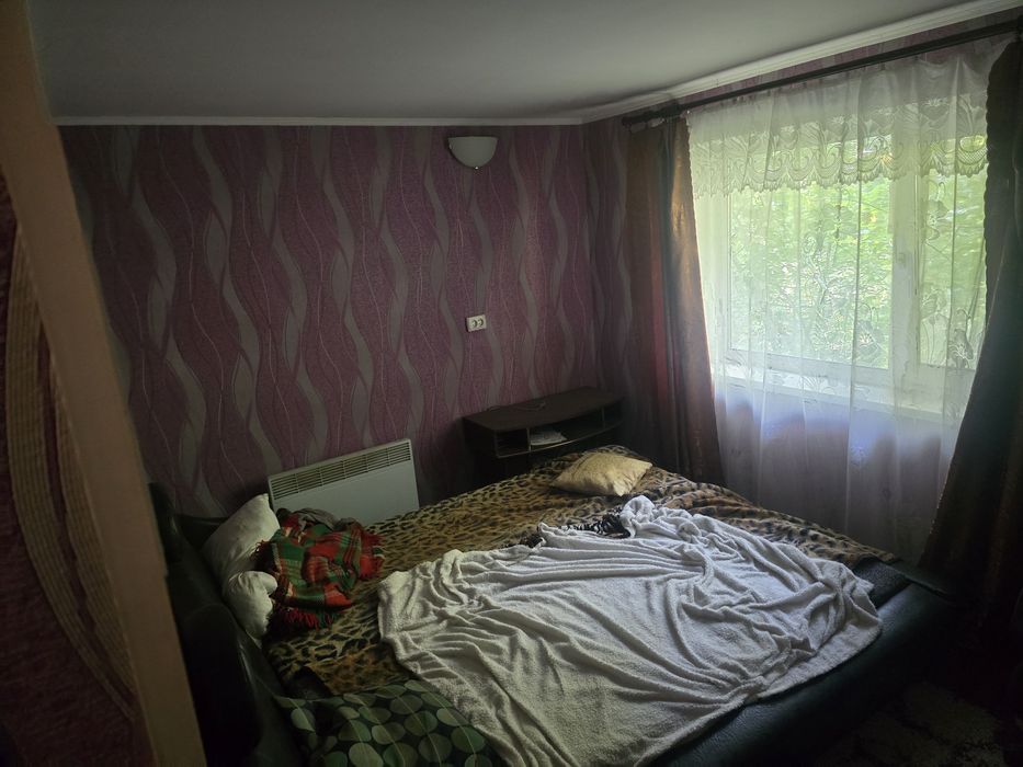 продам гараж з кімнатою в пирогово