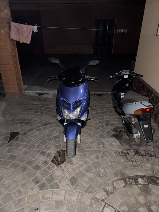 Априлия мопед 250 куб