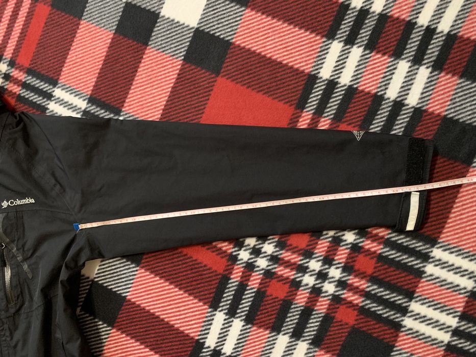 Куртка вітровка Columbia Omni-tech мембрана Unisex M, чорний