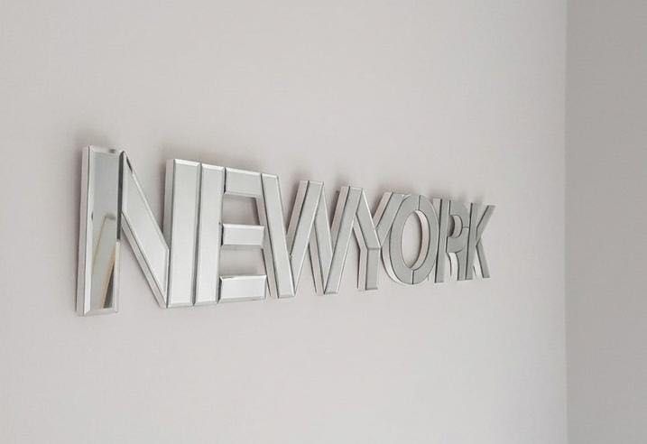 Letreiro de Parede Espelhado "NEW YORK" (Grande: 100x20 cm)