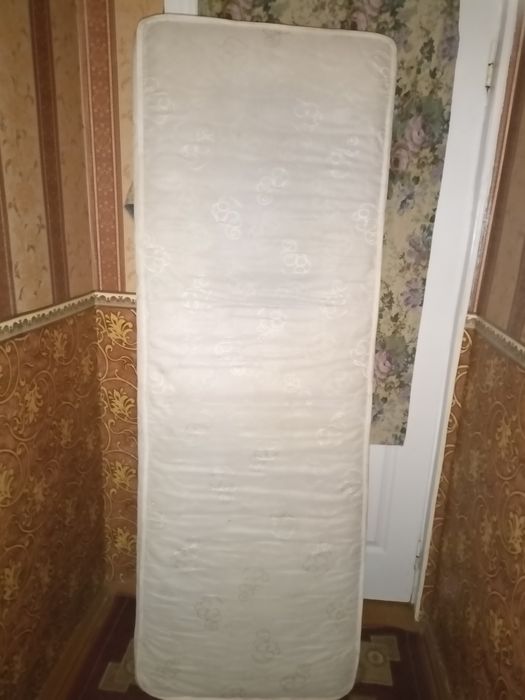 Матрас 65 * 190 ..