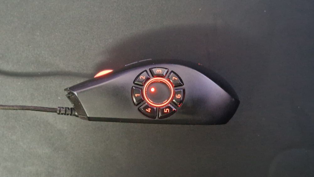 Razer Naga Hex V2 - Gaming Mouse