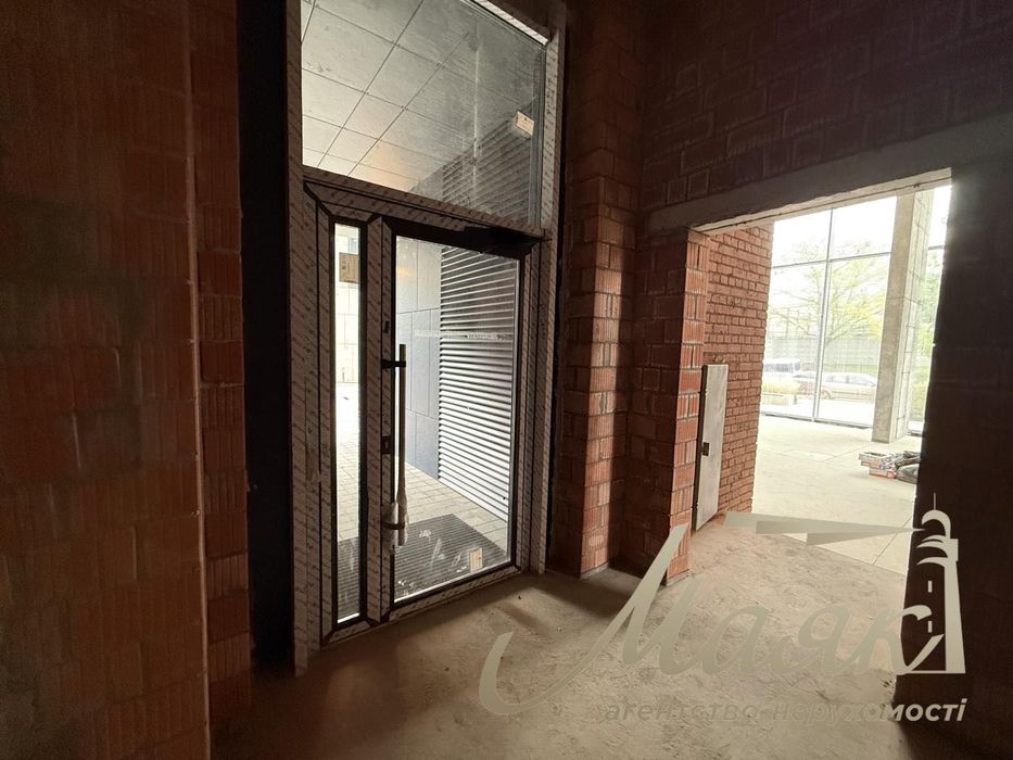 Продаж Фасадного Приміщення (244м2) в ЖК Бізнес-класу "UNIT.Home"