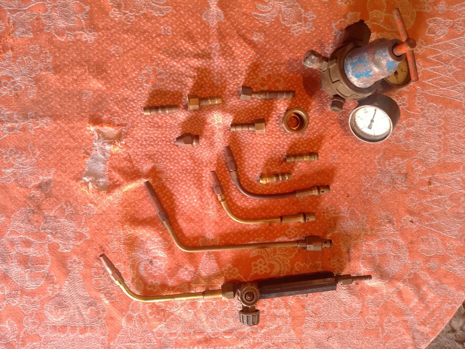 Газовая горелка и редуктор