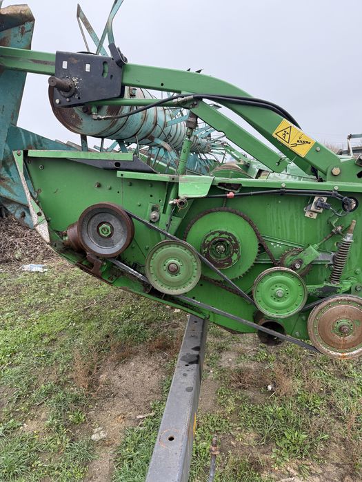 Зерноуборочный комбаин