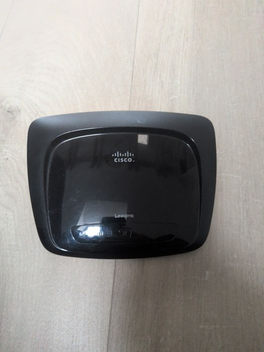 Router WiFi Linksys WRT120N