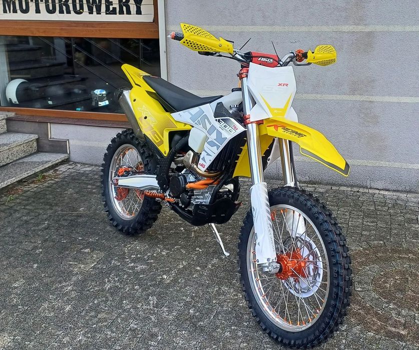 ASIX XR 300cc Racing Series* Lekki wytrzymały* NOWOŚĆ* Ciecz* SALON* SERWIS*