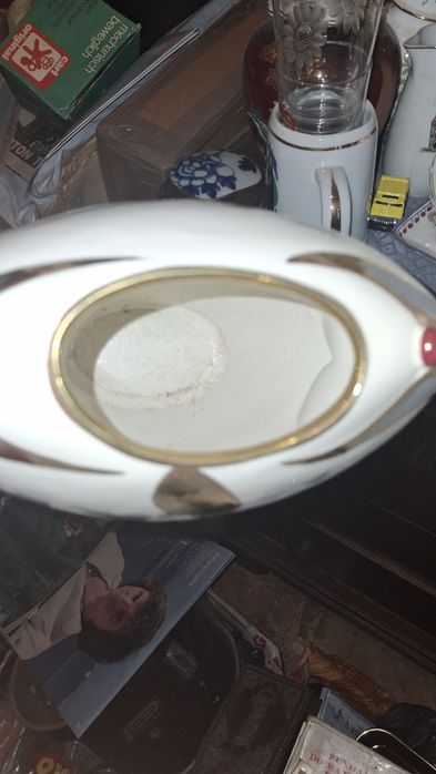 Jarra porcelana com motivos modernos estilo art deco