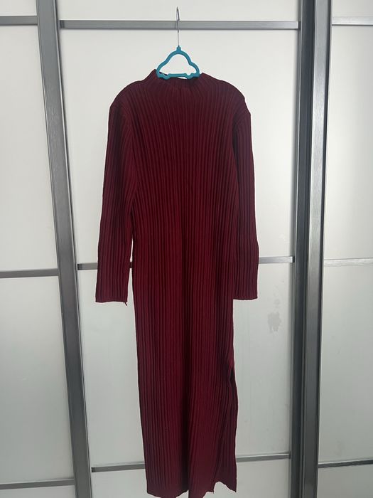 Вязане  плаття для дівчини