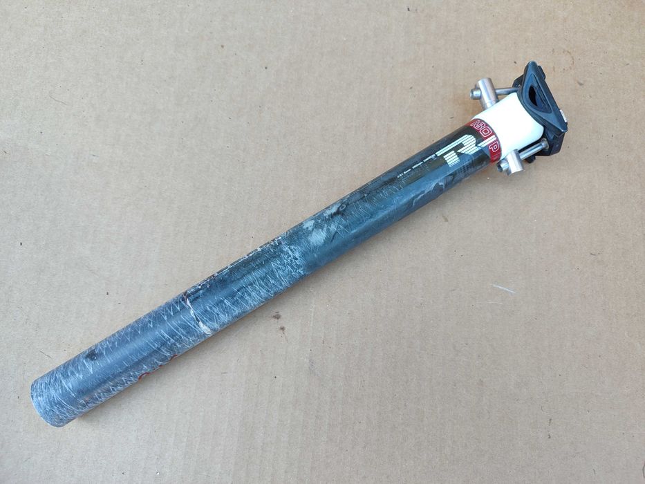 Sztyca Rotwild Carbon 31.6x350mm Wspornik Siodła