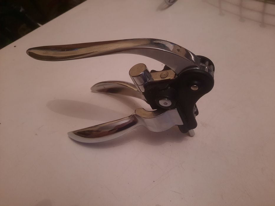 Saca Rolhas, bom. Em Travassós-Fafe