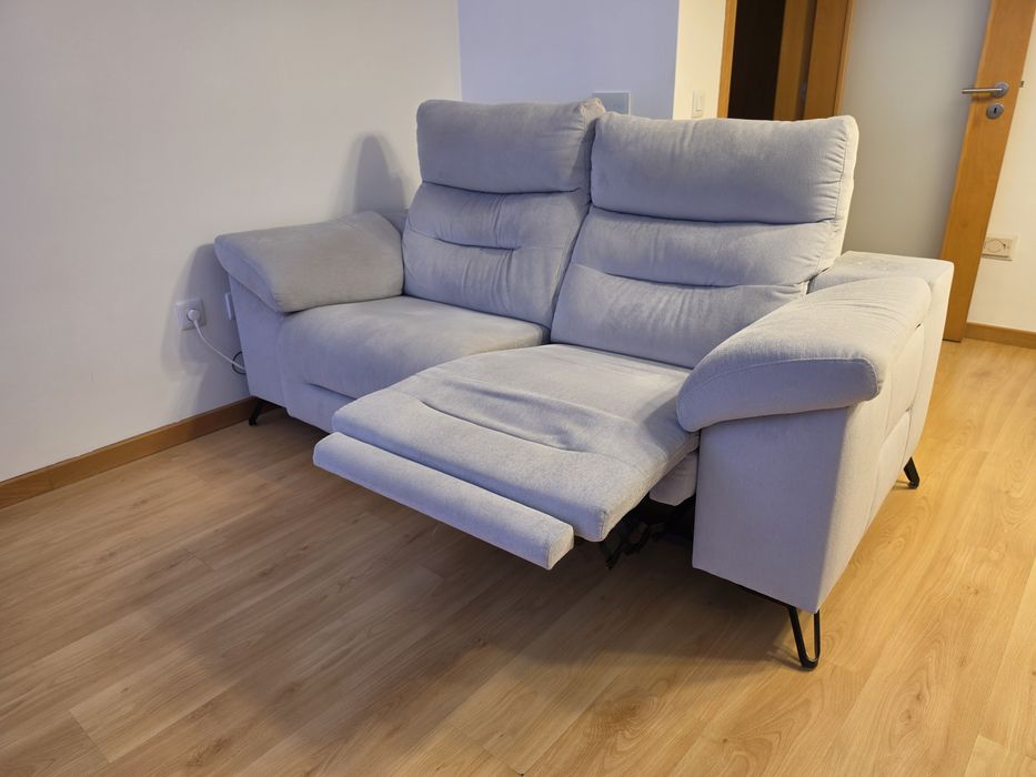 Sofá relax elétrico 3 lugares excelente estado de conservação