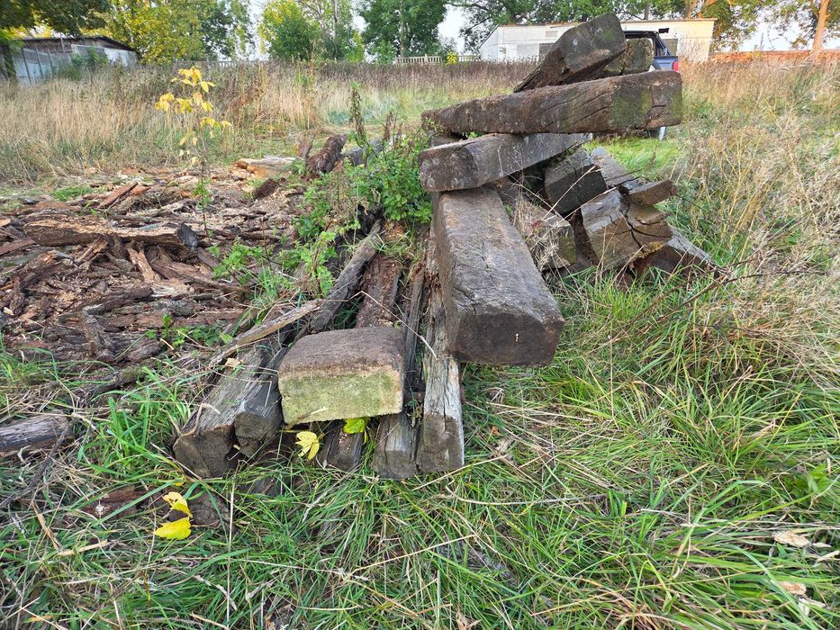 Podkłady drewniane – oddam za darmo (ok. 10-15 szt.)