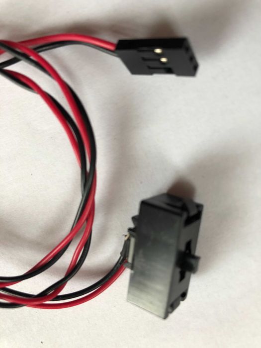 Kabel kabelek  z  włącznikiem impulsowym na końcu