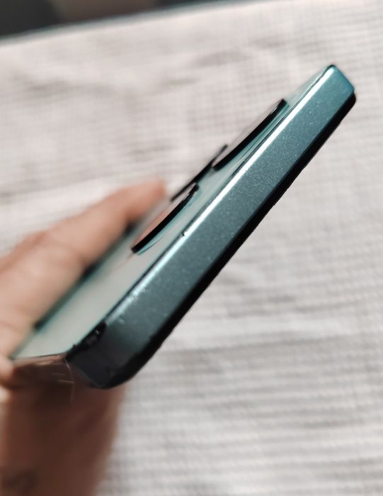 Infinix SMART 8 4/128 під ремонт або відновлення.