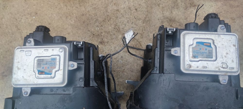 Фары jeep renegade,фары ксенон длип ренегад,фара кресты черные.