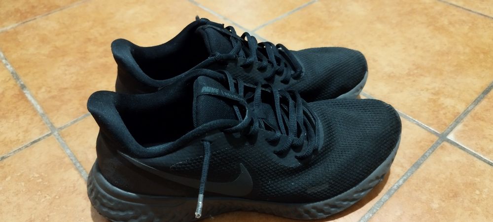 Кроссовки летние Nike 41