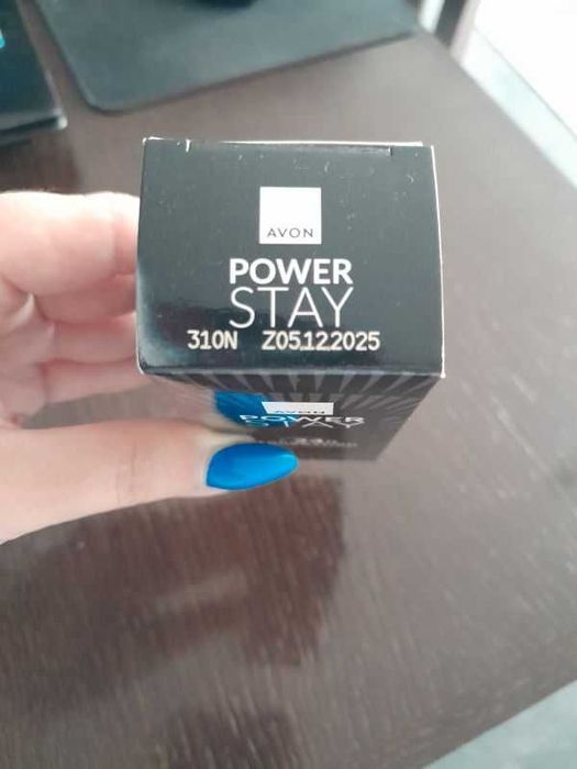 Podkład w płynie Avon Power Stay 24h 30ml Medium Beige (310N).