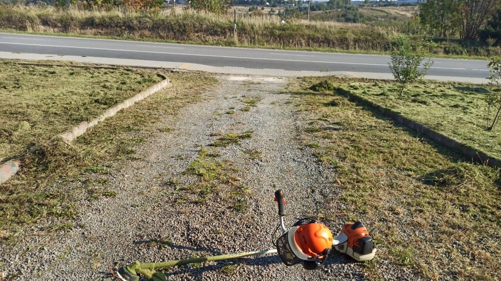 Зрізання дерев, рубання дров, косіння трави і чагарн. , очистка ділян.