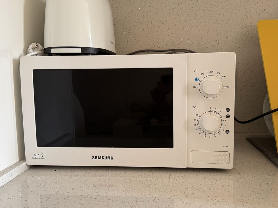 Микроволновка Samsung