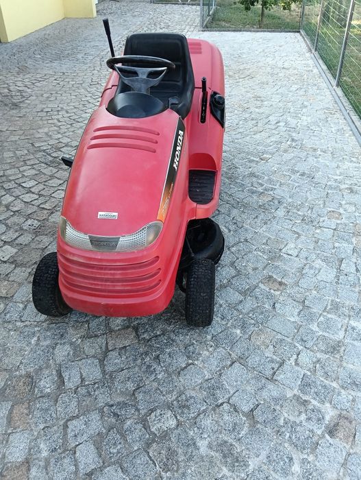 Trator relva honda bicilindrico 18 cv