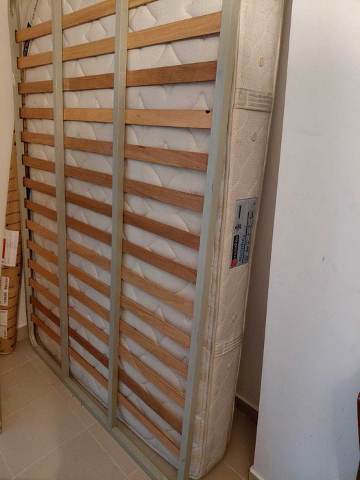 Cama Casal Madeira Maciça + Colchão Molaflex