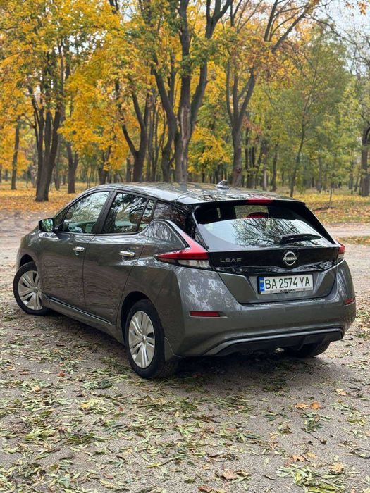 Автомобіль єлектричний Nissan Leaf