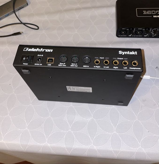 Elektron Syntakt