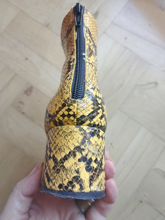 Botki z lekkim ociepleniem.