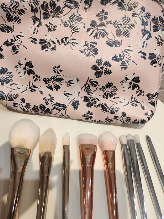 pędzle do makijażu Real Techniques