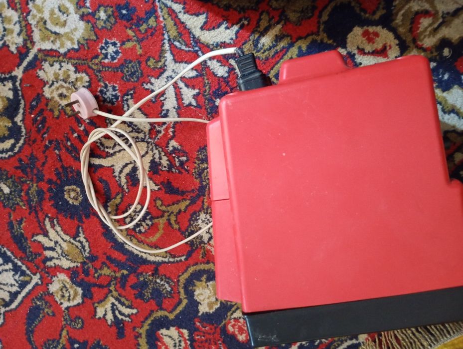 Телевізор переносний Электроника 23ТБ-316Д робочий