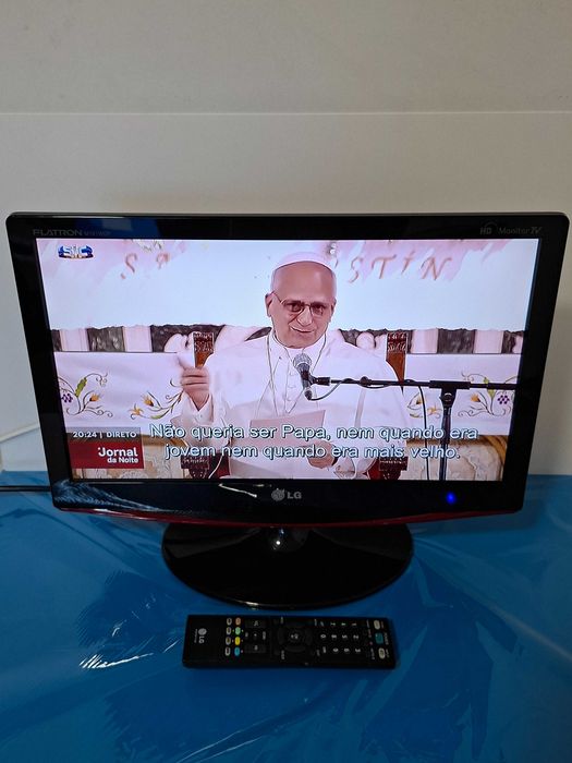 Impeccable 22-Inch Mitsai LED TV with Original Remote Control489876872233625603