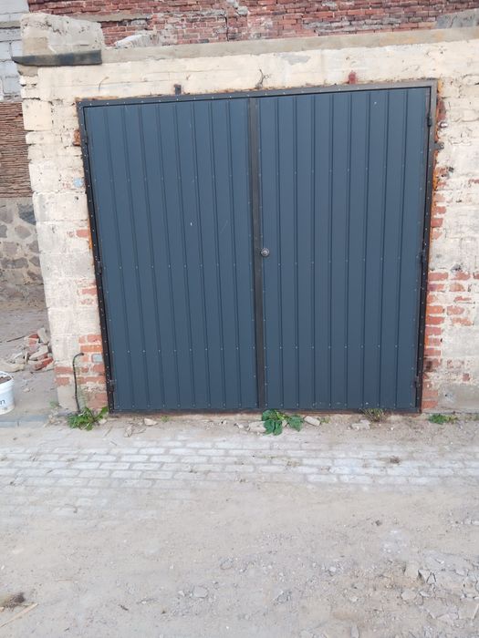Brama garażowa sz2.35/wy 2.25