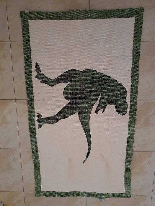 Tapete dinossauro quarto criança