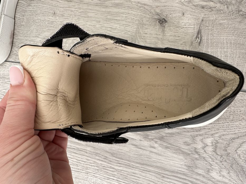 Шкіряні кеди 35 розмір