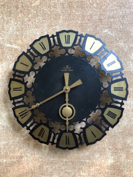 Zegar ścienny metalowy