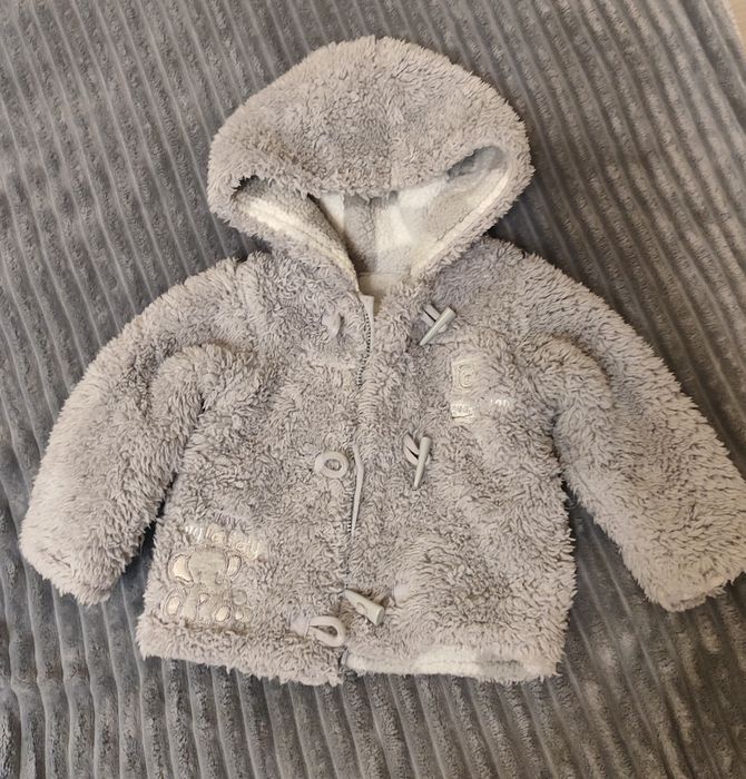 Віддам речі для дівчинки від 3 до 9 місяців