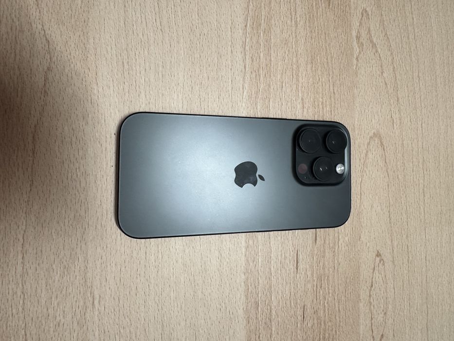iPhone 16 pro IDEALNY STAN