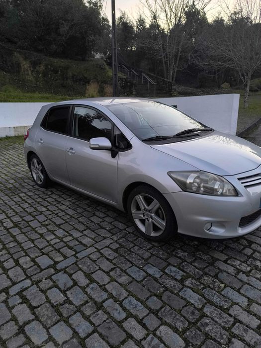 Toyota Auris 1.4 D-4D Exclusive+P.Sport