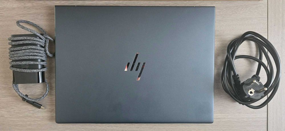 Computador HP Dragonfly I7/16gb/512gb/13,5