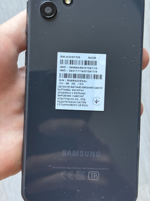 Samsung Galaxy A32 на запчастини не вмикається