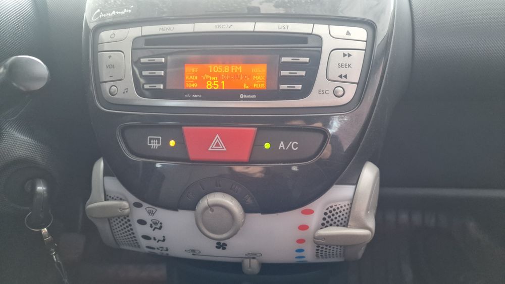 Toyota aygo 2013r lift 1.0 benzyna  204tys km 5d  wersja cinnamon