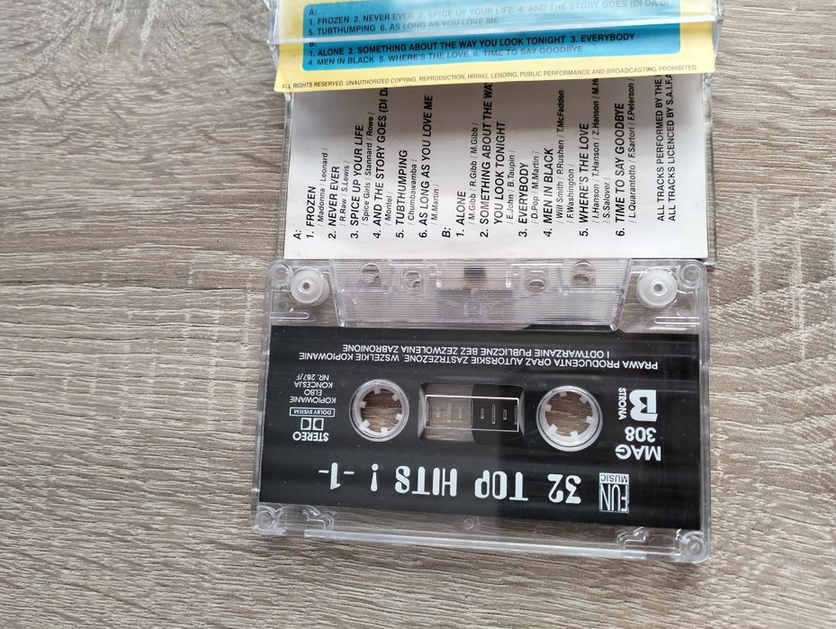 Kaseta magnetofonowa 32 Top hits