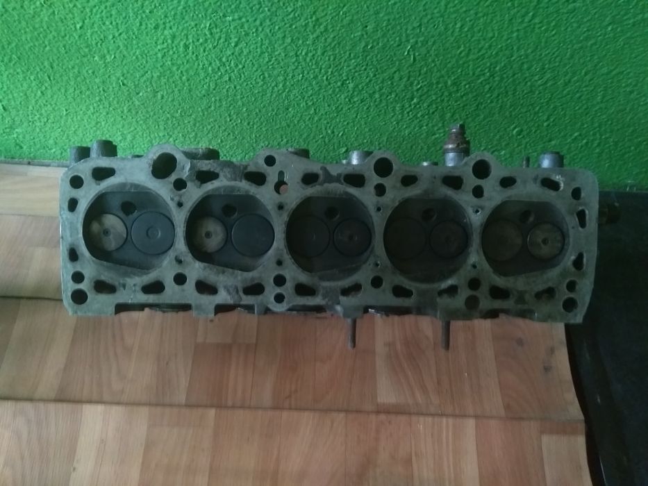 Продам ГБЦ Ауди 100