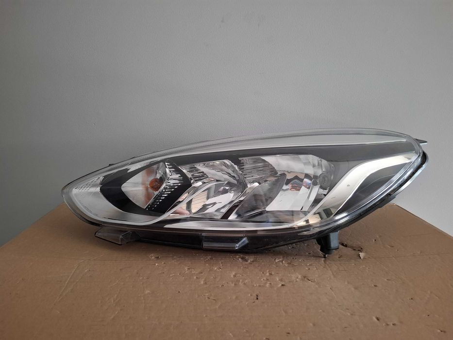 Lampa Lewy Przód Zwykła Ford Fiesta MK8 EUROPA