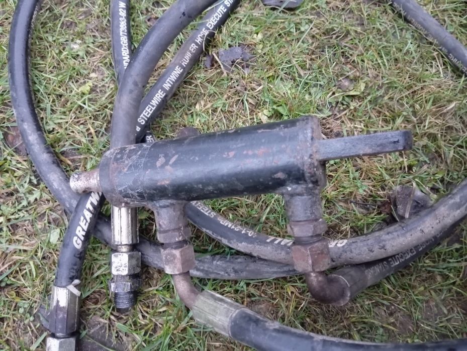 Продам гідроциліндр