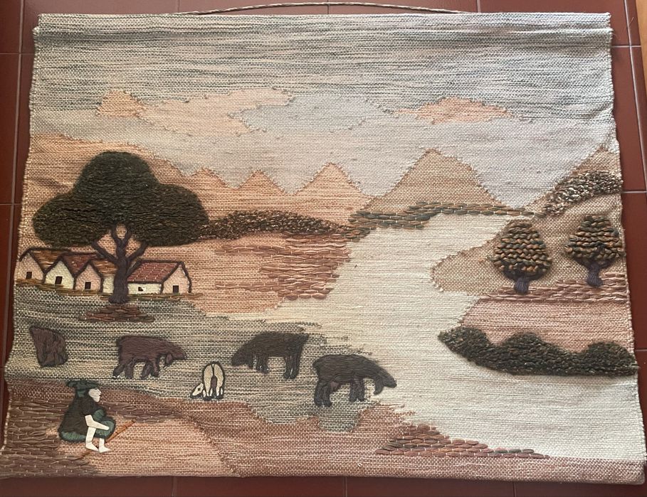 Vendo tapetes de parede