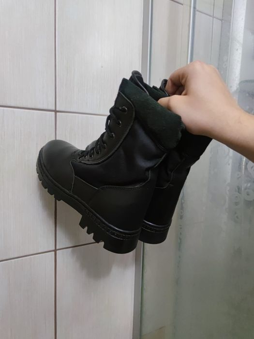 buty męskie 40 unisex eleganckie planowe emo goth skórzane czarne wizy